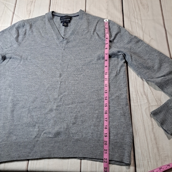 Banana Republic Extra Fine Merino Wool V Neck Sweatshirt Base Layer Size L - Picture 4 of 8